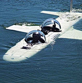 Eclipse-yacht-submarine