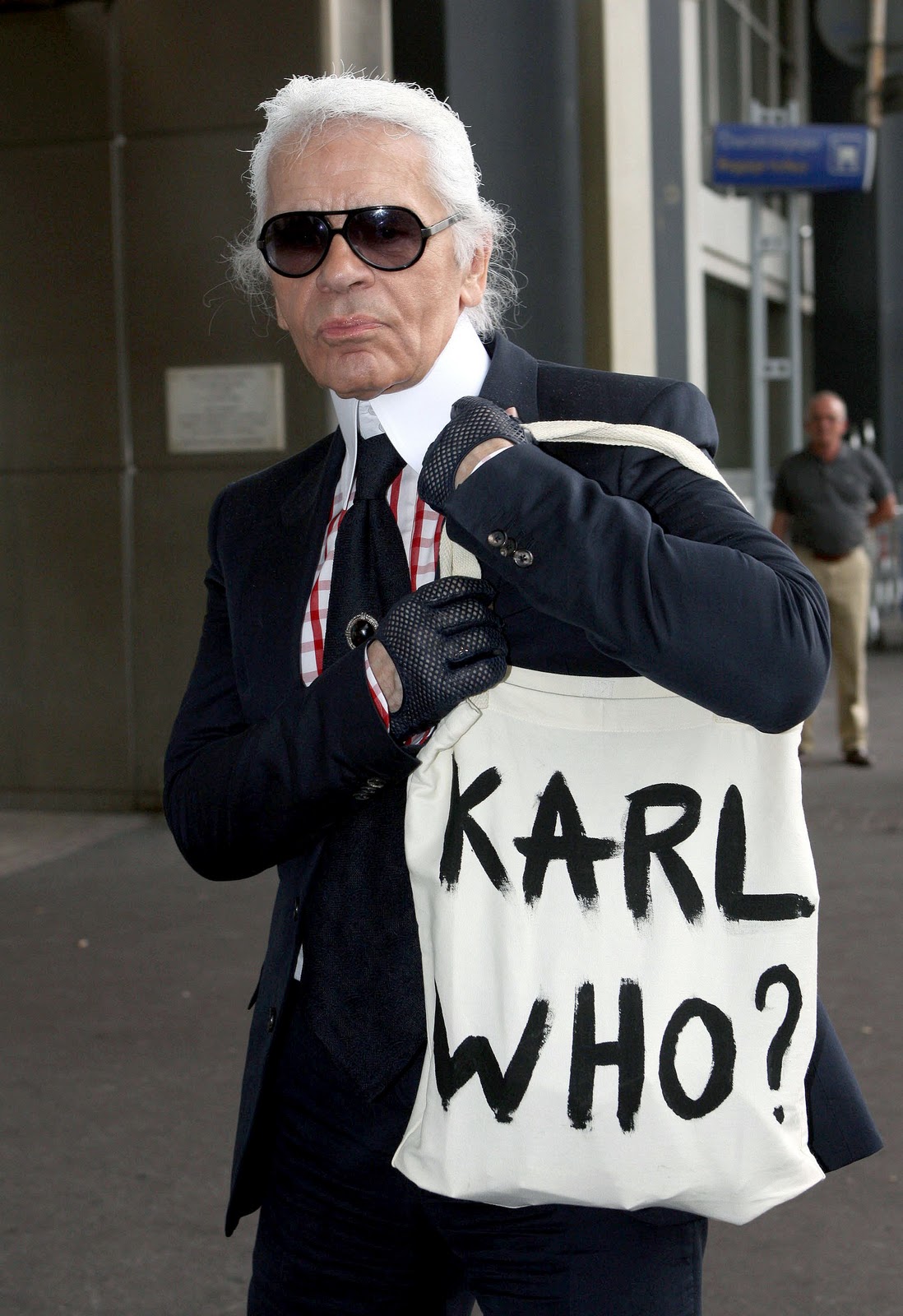 His name is Karl. Kaiser Karl. (Lagerfeld). | AFFASHIONATE.COM