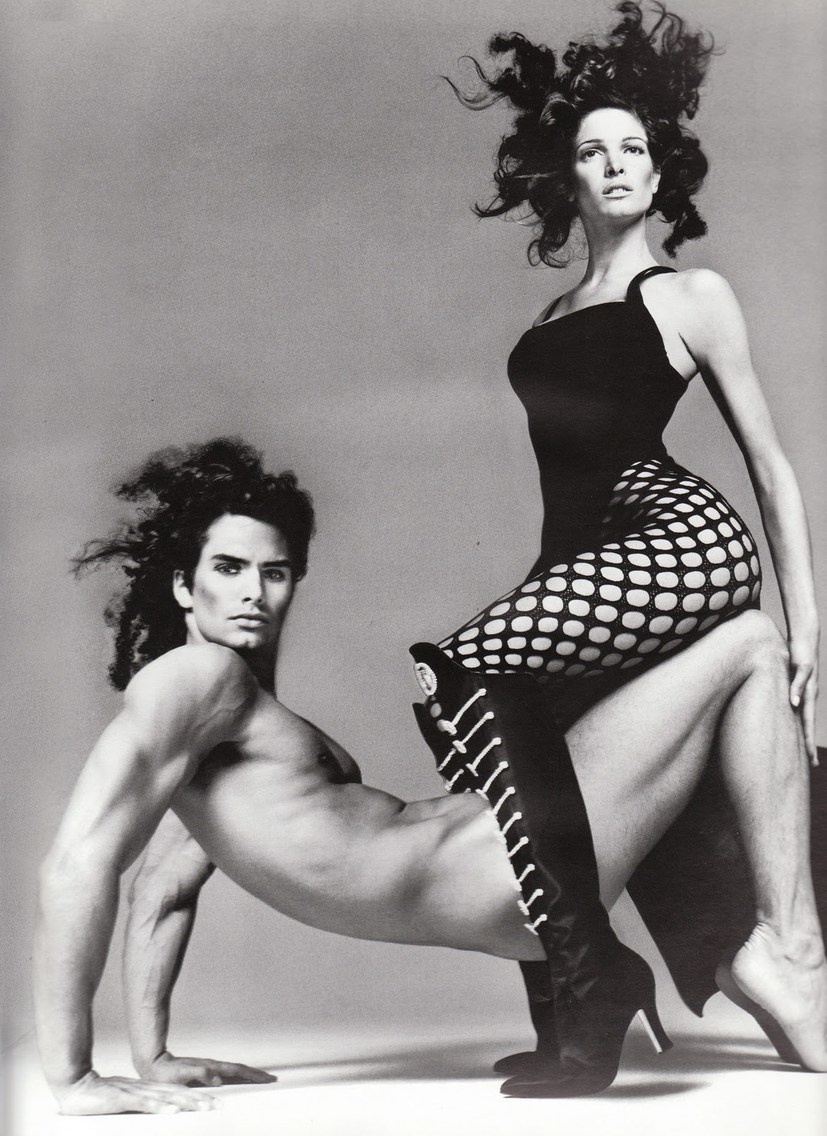 WE__VERSACE-_Stephanie_Seymour_for_Versace_Fall_1993_by_Richard_Avedon._www.imageampilfied.com_Image_Amplified3