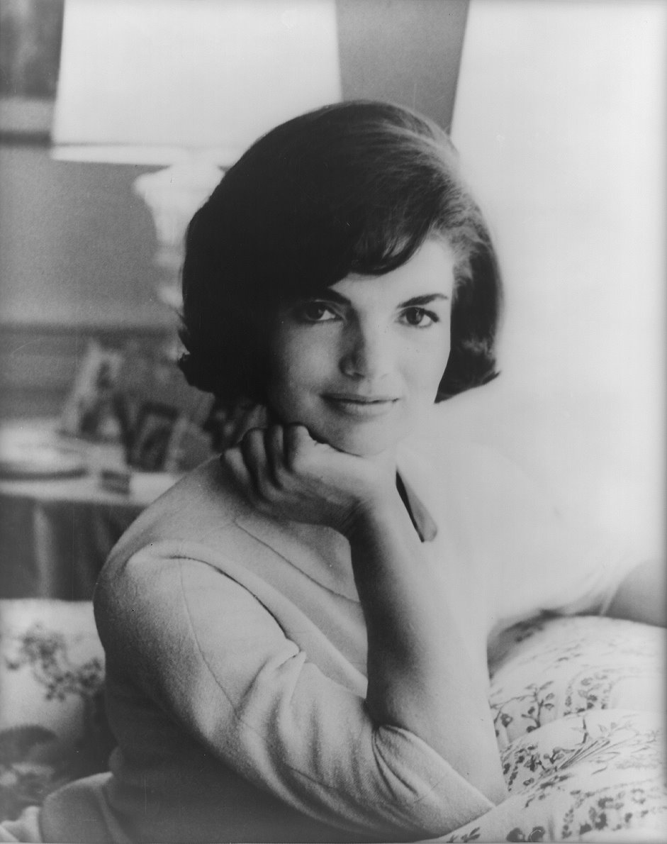 The first “first lady”: Jackie Kennedy Onassis. | AFFASHIONATE.COM