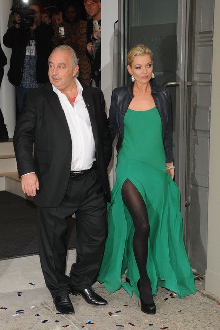 kate-moss-and-yves-saint-laurent-gallery