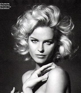 Eva Herzigova, the Marilyn Monroe of nowdays.
