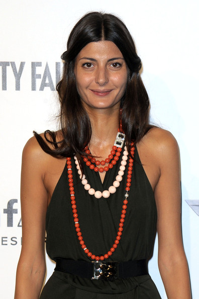 Giovanna+Battaglia+Milan+Fashion+Week+Womenswear+8TtsFRkNxzzl