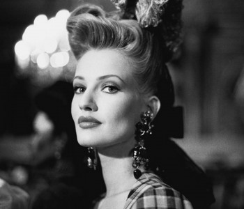 Karen Mulder: class on the catwalk