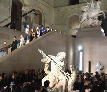 LOUIS VUITTON AL LOUVRE DI PARIGI